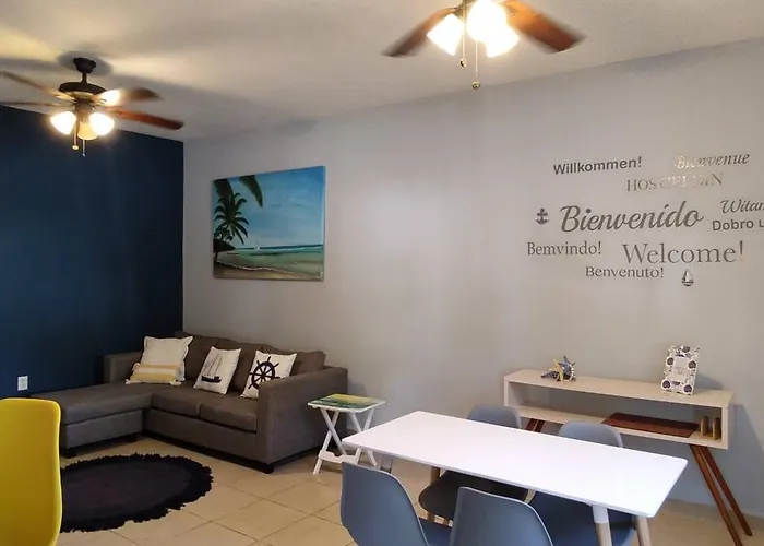 El Faro Residencial Holiday home *